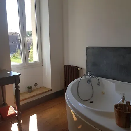 Maison De Charme Avec Bassin De Nage